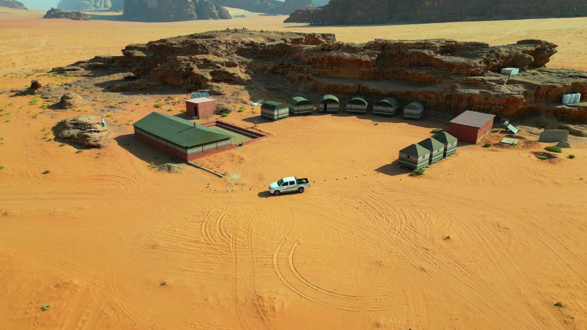 Wadi Rum Local Guide Camp Zewnętrze zdjęcie
