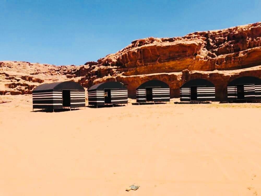 Wadi Rum Local Guide Camp Zewnętrze zdjęcie